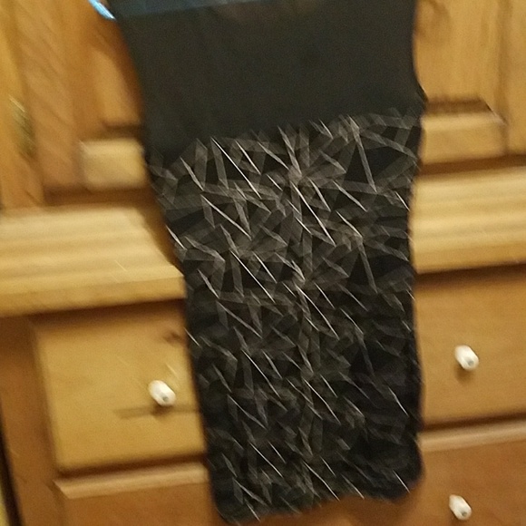 Little black dress - Picture 2 of 2